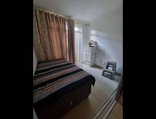 1 BEDROOM APARTMENT FOR SALE IN UMHLANGA RIDGE